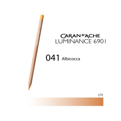 041 - Caran d'Ache matita colorata Luminance 6901 Albicocca